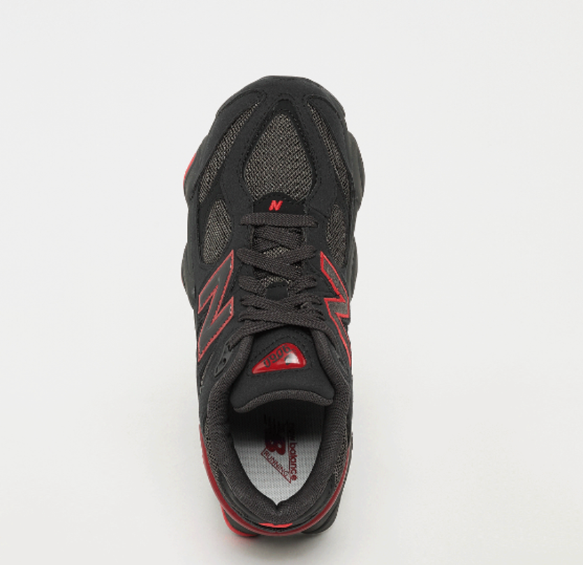 9060 (GS) Sneakers
