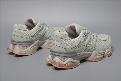 9060 Green Sneakers