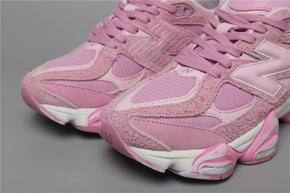 9060 Pink Sneakers