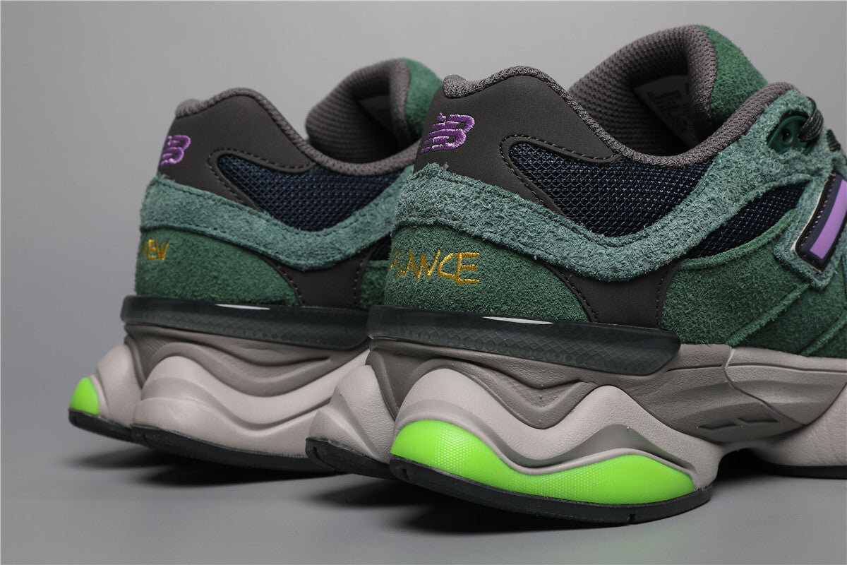 9060 Green / Blue Sneakers