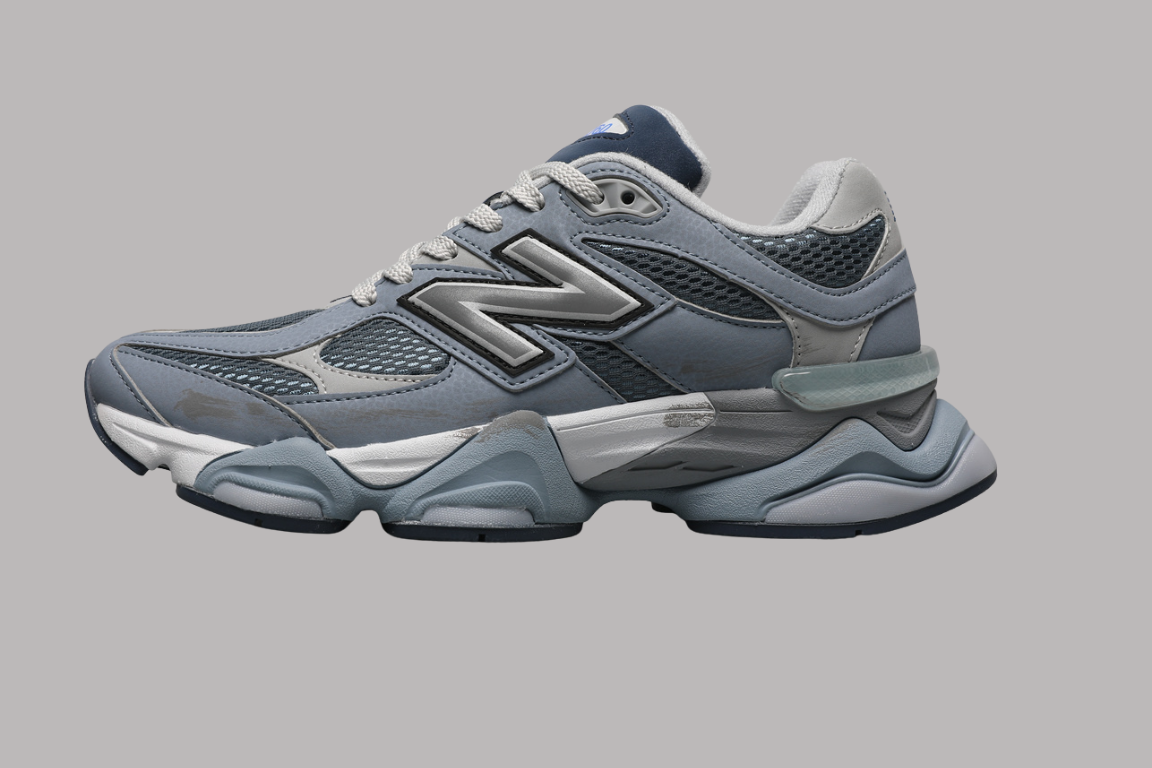 9060 Daze Blue Sneakers