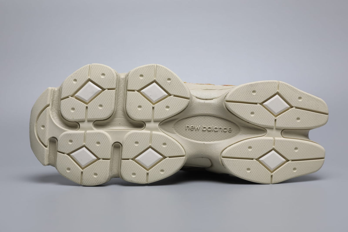 Bone sparrow 9060