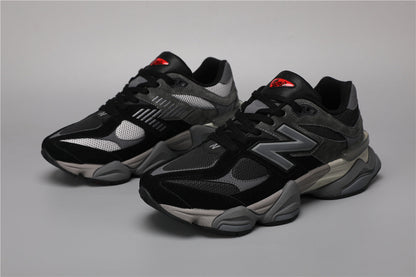 9060 Black Sneakers