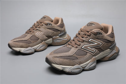 9060 Mushroom Brown Sneakers