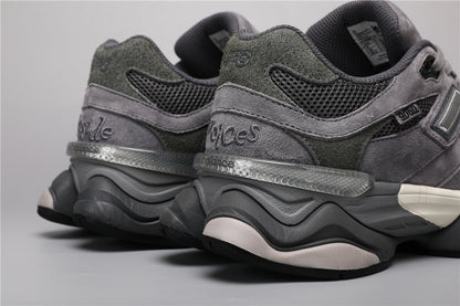 9060 Gray Black Sneakers