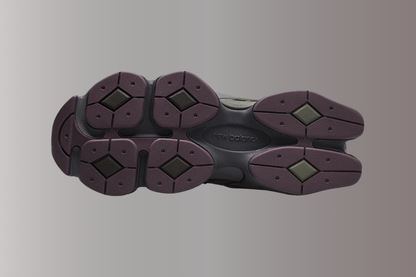 9060 Truffle / Rich Earth Sneakers