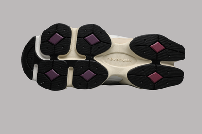 9060 Magenta Sneakers
