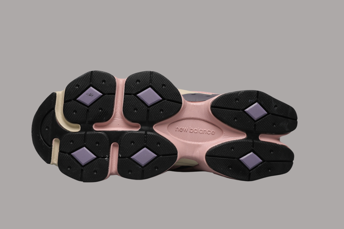 9060 Pink / Lavender Sneakers
