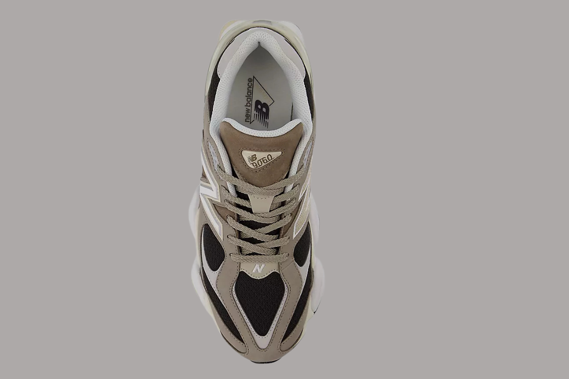 9060 Arid Stone / Black Cement Sneakers