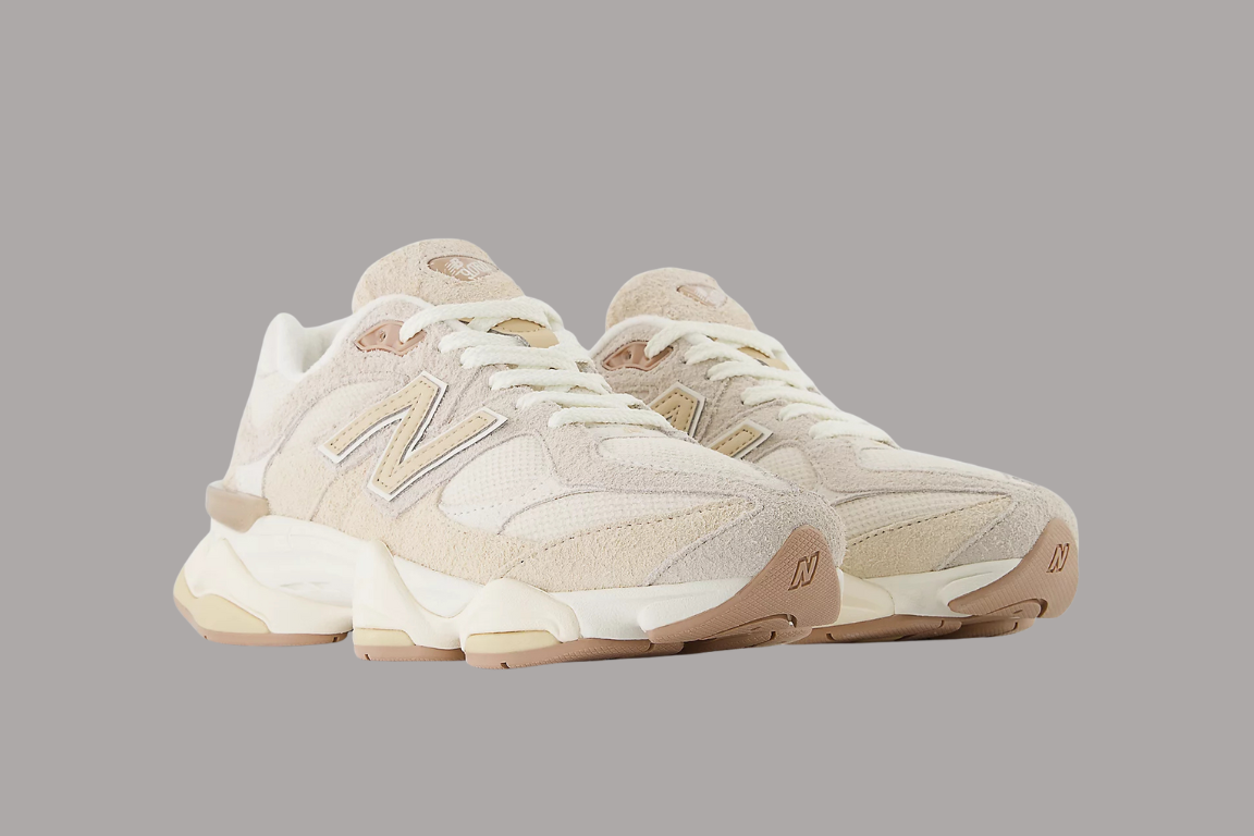 9060 Bisque / Sea Salt Sneakers