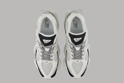 BLack & White 9060