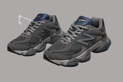 9060 Castlerock Sneakers