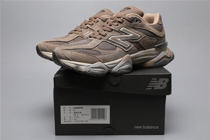 9060 Mushroom Brown Sneakers