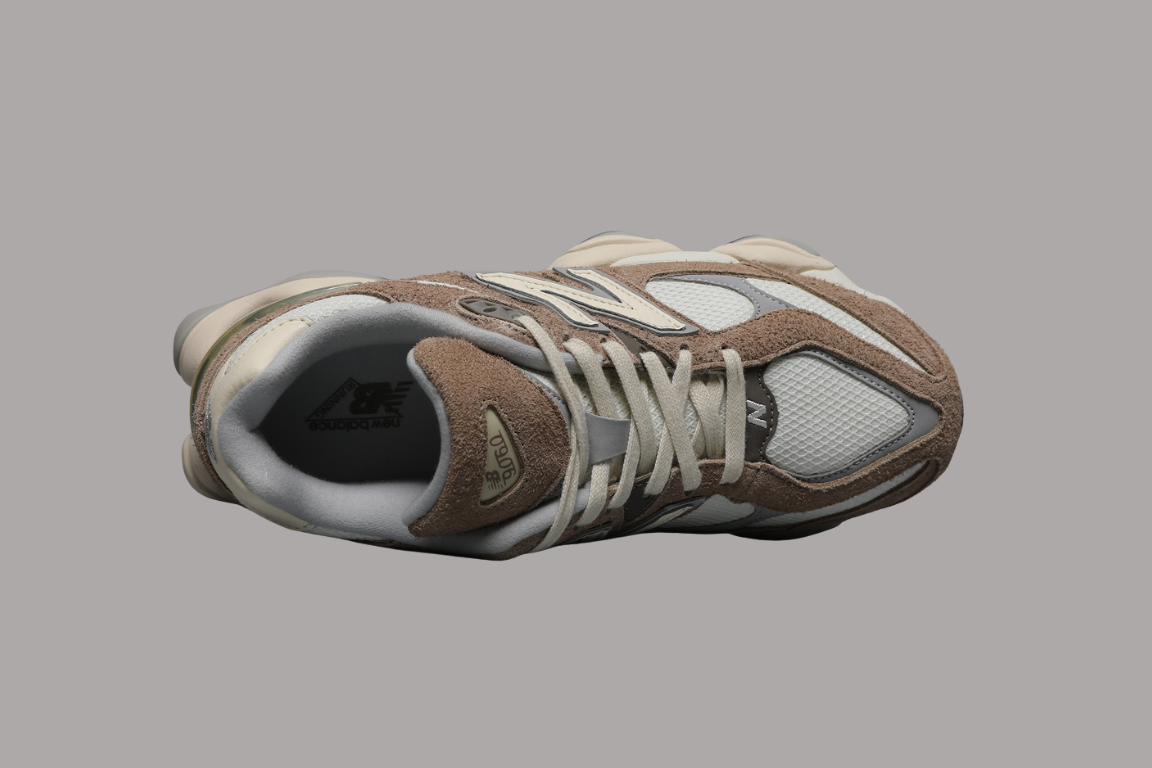 9060 Driftwood Sneakers