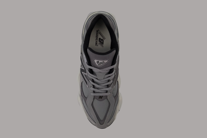 9060 Sea Salt / Raincloud Sneakers