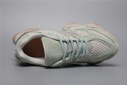9060 Green Sneakers