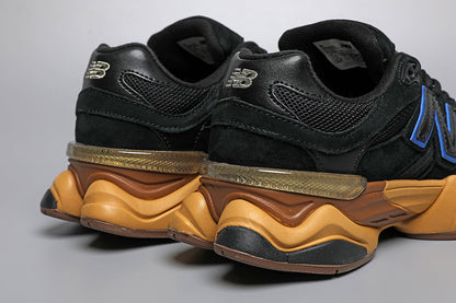 9060 Black / Yellow Sneakers