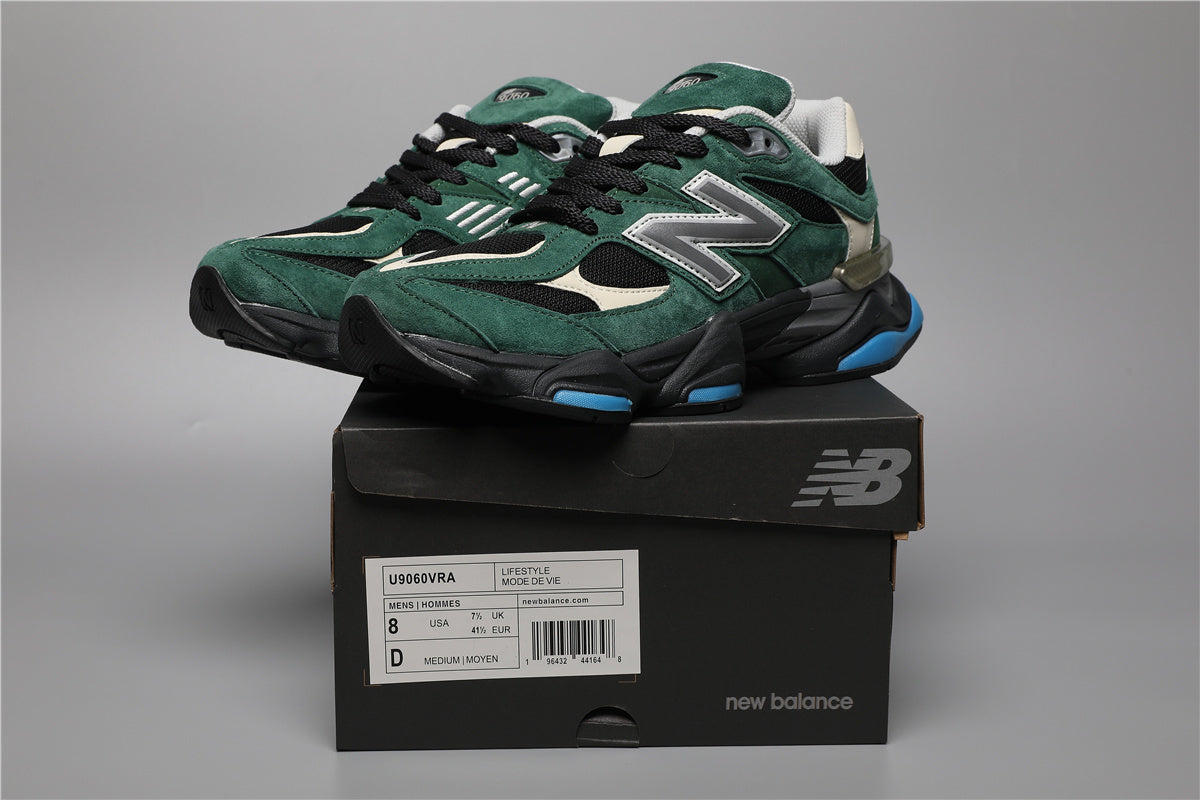 9060 Green / White Sneakers