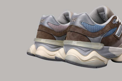9060 Mushroom / Aluminium / Cyclone Sneakers