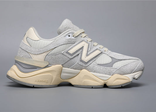 9060 Grey / White Sneakers