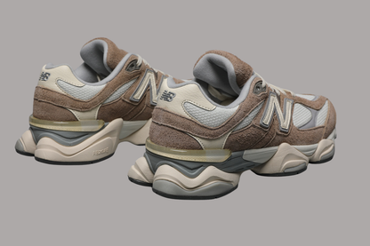 9060 Driftwood Sneakers