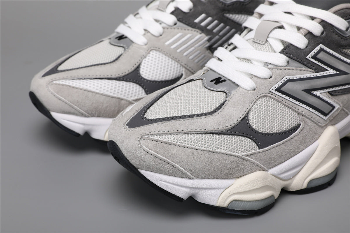 9060-1 Light Gray Sneakers