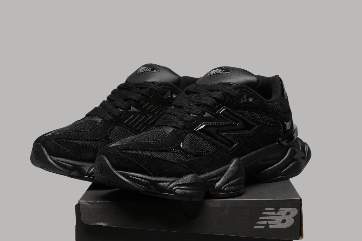 9060 Triple Black Sneakers