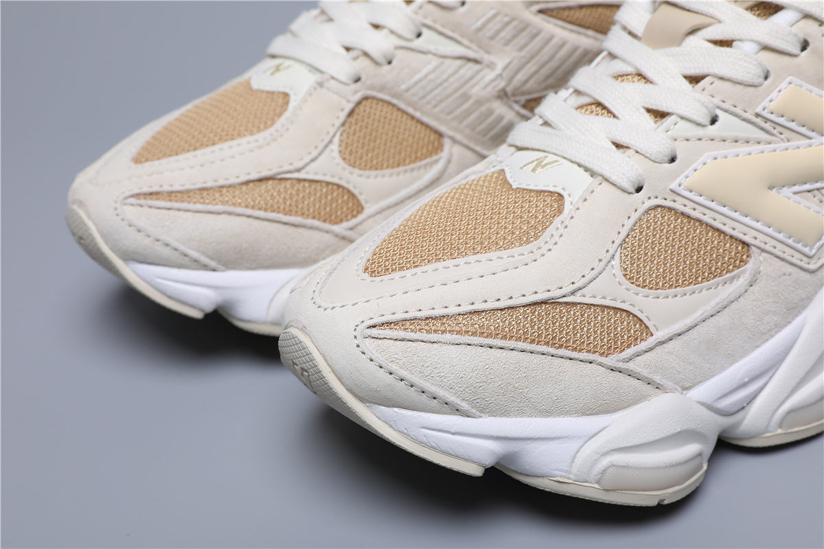 9060 Off-White / Yellow Sneakers