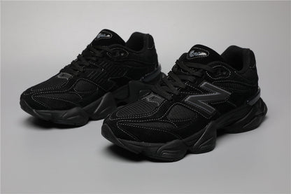 9060 Full Black Edition Sneakers