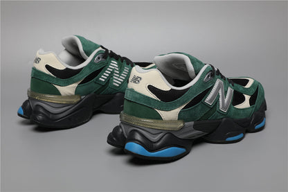 9060 Green / White Sneakers