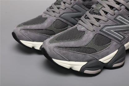 9060 Gray Black Sneakers