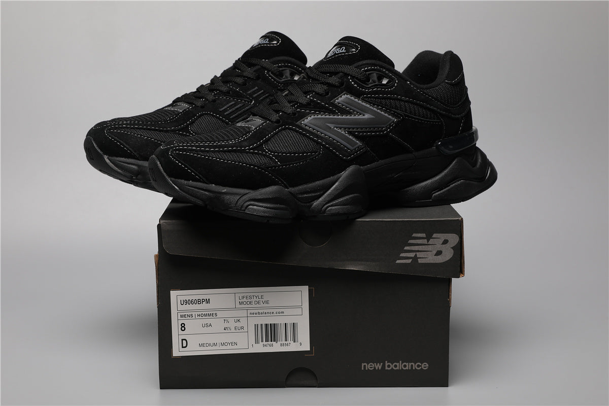 9060 Full Black Edition Sneakers