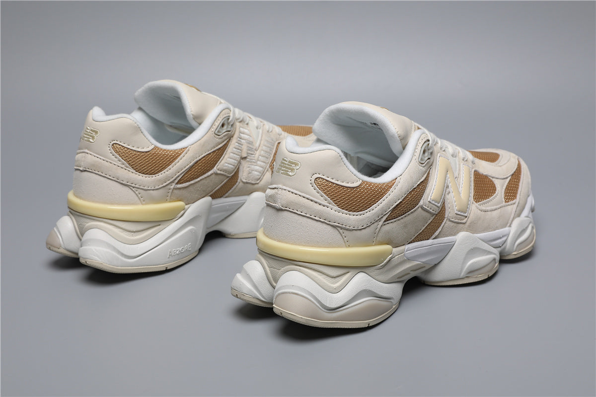 9060 Off-White / Yellow Sneakers