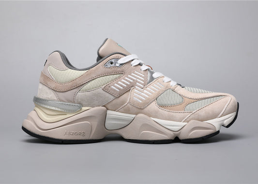 9060 Beige Sneakers