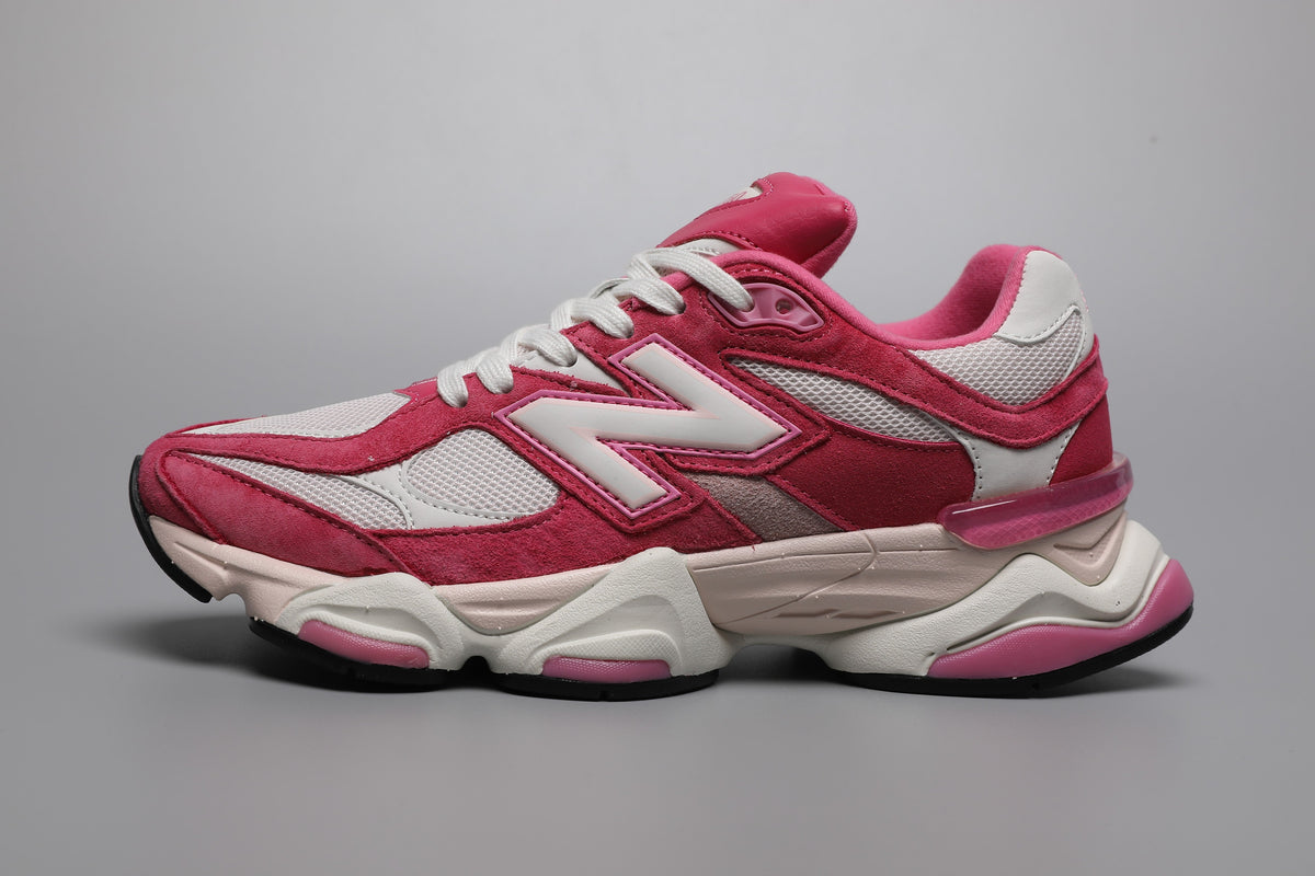 9060 Rose / Red Sneakers