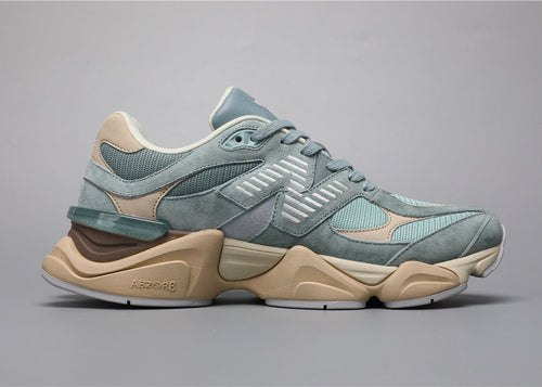 9060 Blue Haze Sneakers