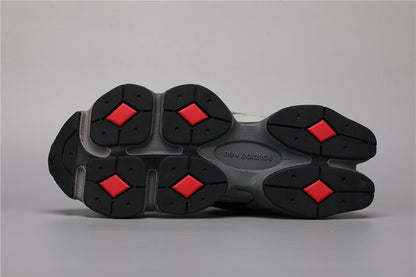 9060 Black Sneakers