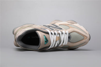 9060 Beige Sneakers