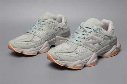 9060 Green Sneakers