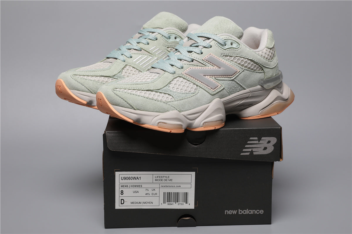 9060 Green Sneakers